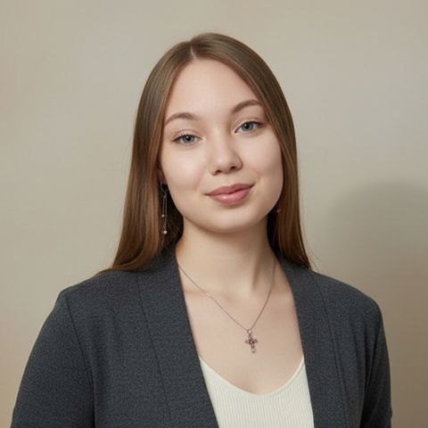 Ангелина  Ш