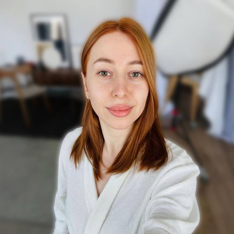 Венера Д