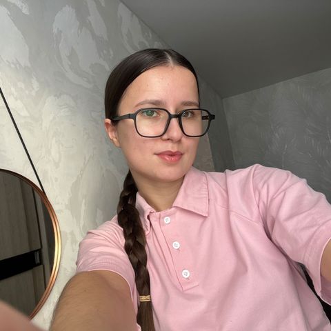 Полина В