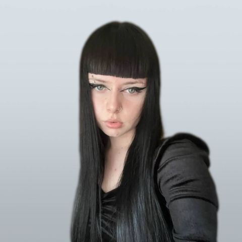 Анна  Л
