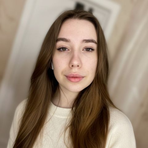 Полина К