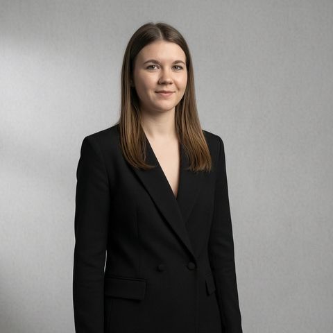 Алина М