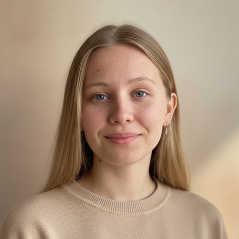 Арина Г