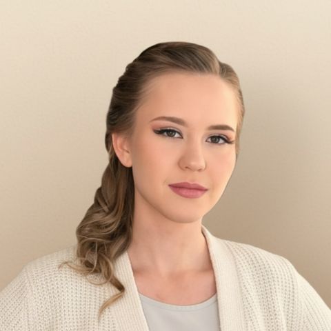 Аполлинария М