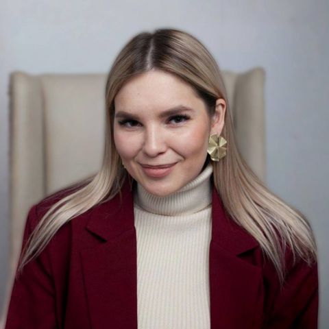 Вероника К
