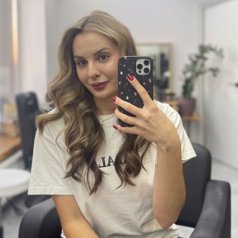 Елизавета  М