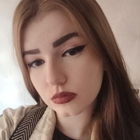 Виктория Ф