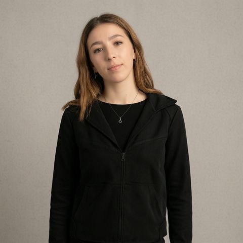 Рената Ш