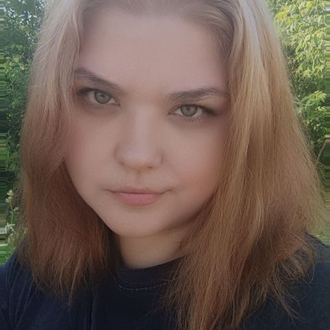 Яна Б