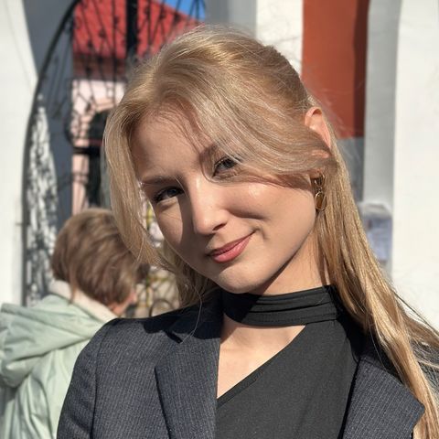 Ангелина Б