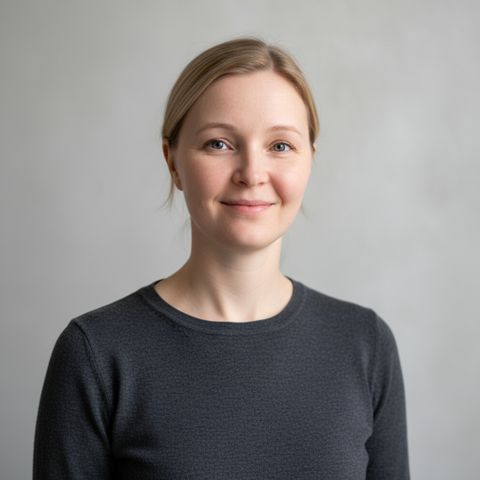 Лариса Л