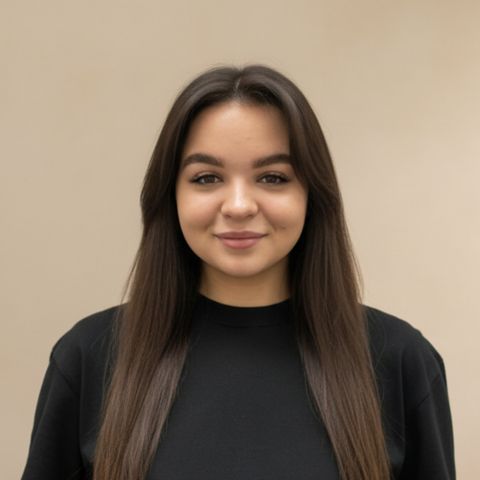 Александра Ж