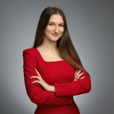 Елена Т