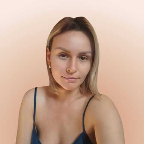 Яна Л