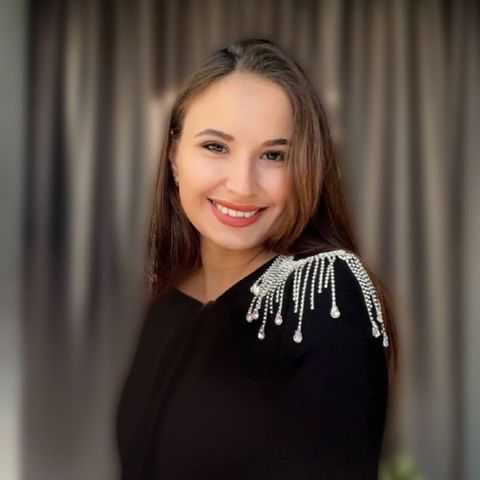 Лилиана Б