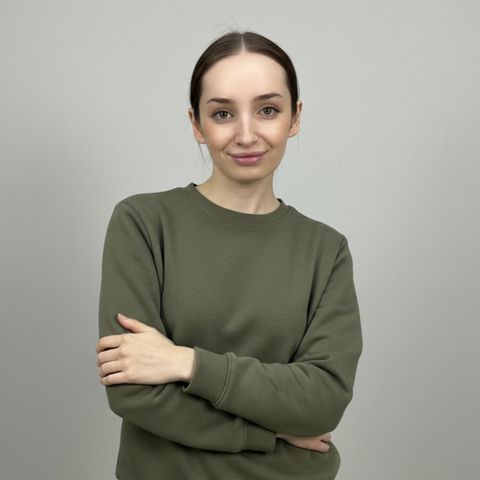 Елизавета Р