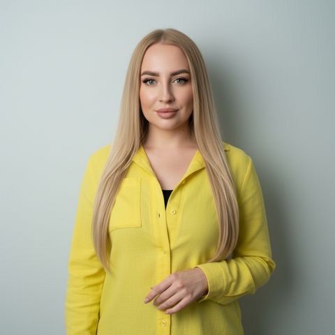 Кристина  Р