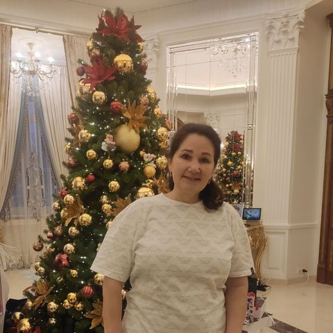 Лариса Юрьевна Р