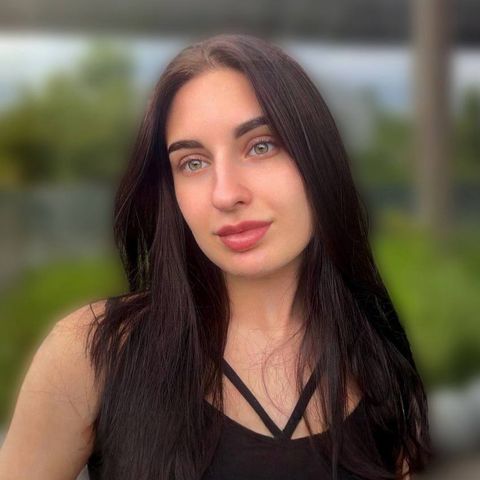 Арина Л