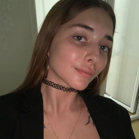Виктория Е