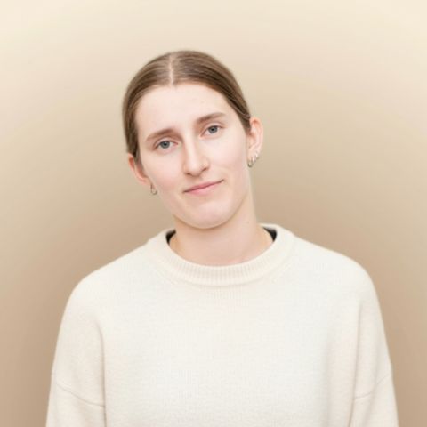 Яна В