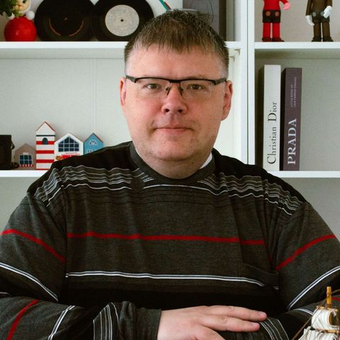 Вячеслав С