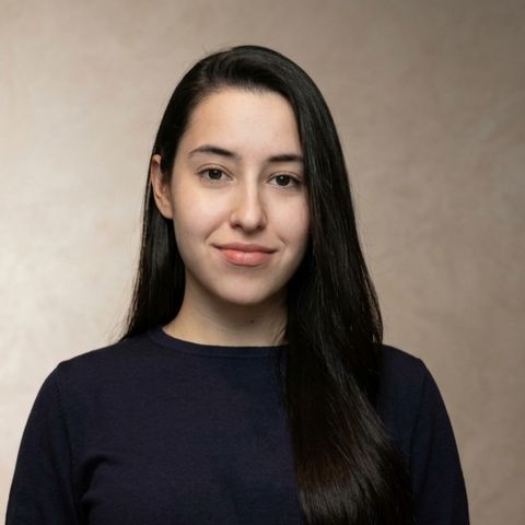 Арина Р